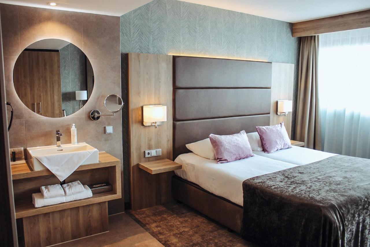 Comfort Double Room Shower